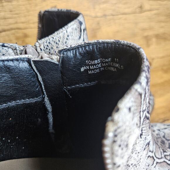 Boutique by Corky's sz 11 tombstone Black Grey Animal print ankle boots - Picture 6 of 9